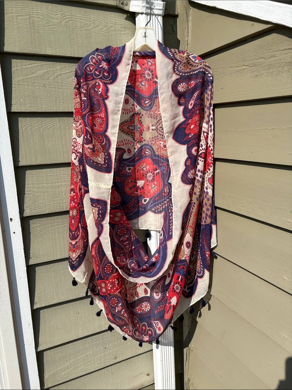 Vtg Large Infinity scarf with pompoms- soft and really beautiful. Great to layer